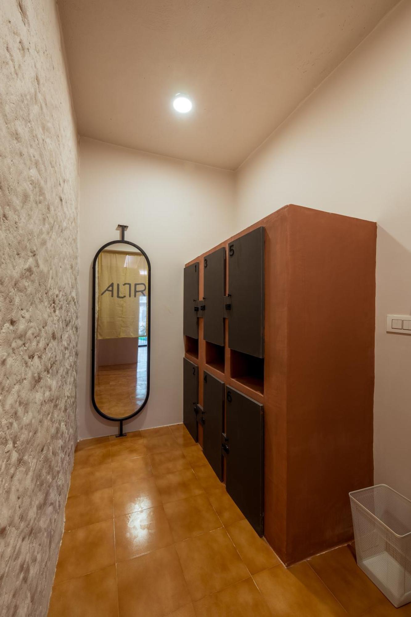 Altr Nativ Morjim, Goa Hostel Eksteriør bilde