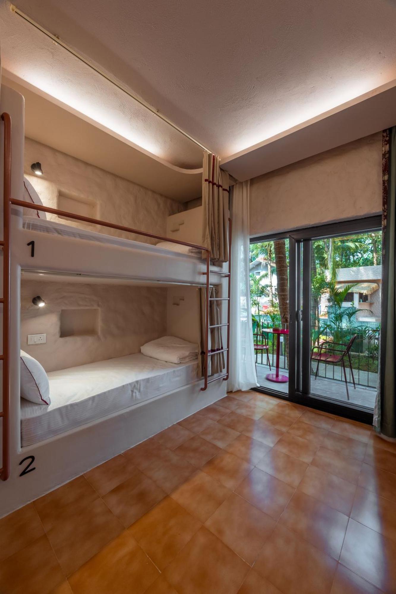 Altr Nativ Morjim, Goa Hostel Eksteriør bilde